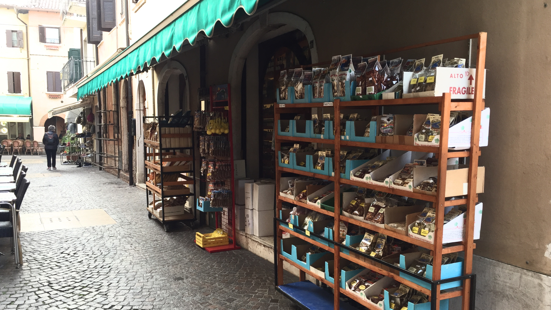 outside Lazise historic center shop Menini wines liquor specialties lake Garda